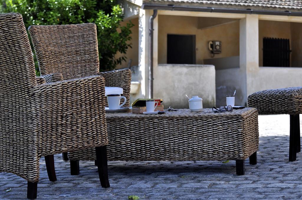 Tuttaterra Pensionat Serra San Quirico Eksteriør billede