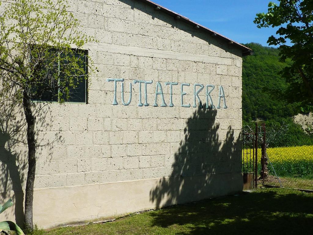 Tuttaterra Pensionat Serra San Quirico Eksteriør billede