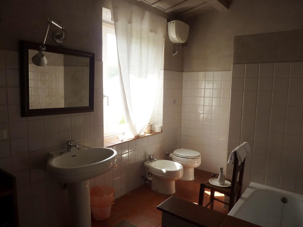 Tuttaterra Pensionat Serra San Quirico Værelse billede