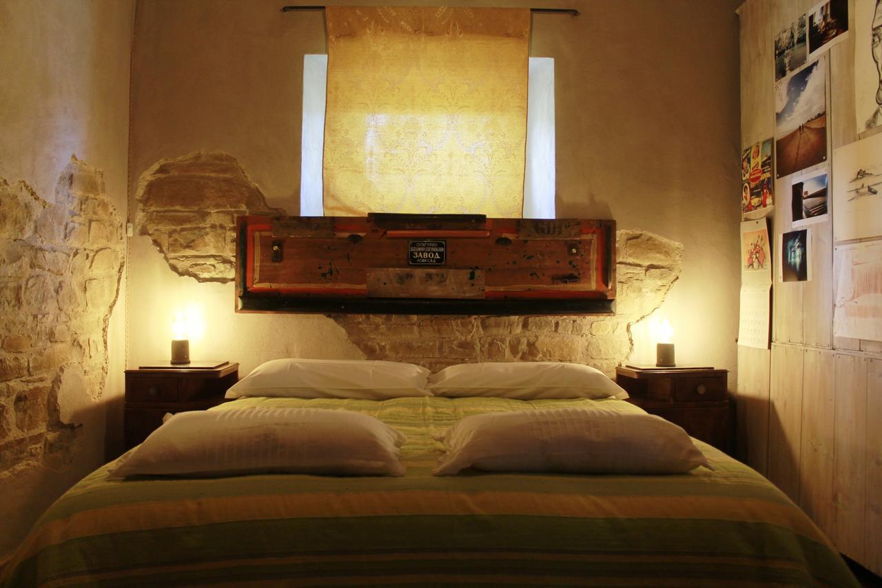 Tuttaterra Pensionat Serra San Quirico Eksteriør billede